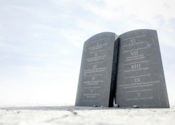 THOU SHALT: The 7 Commandments on Responsible Mining