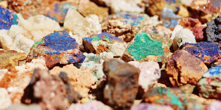Philippine metallic mineral output value rises 28.6% to PHP 82.8 billion in Q1